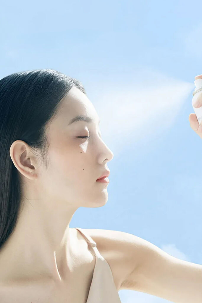 Moisturizing Spray 9